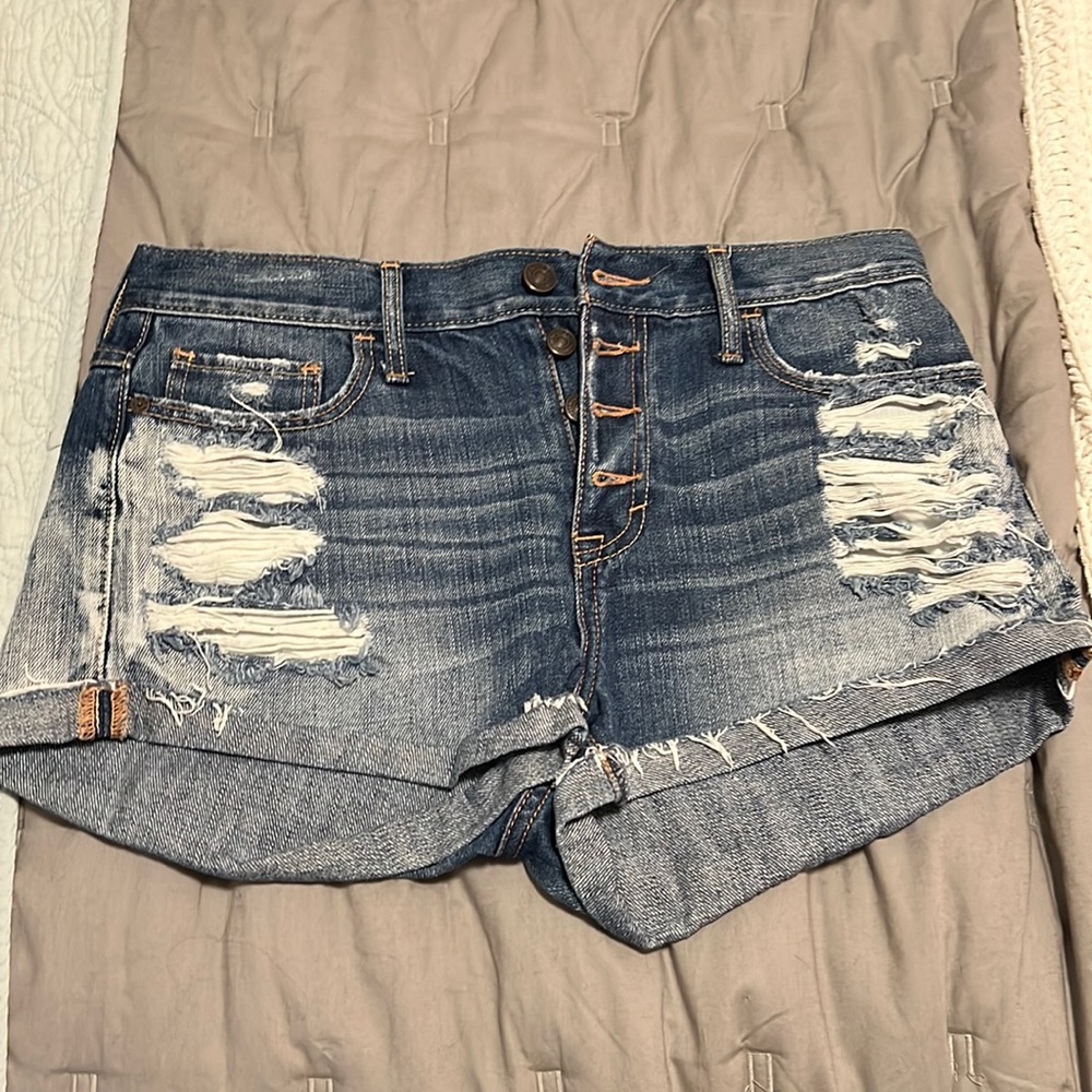 Abercrombie high waisted shorts size 4/27